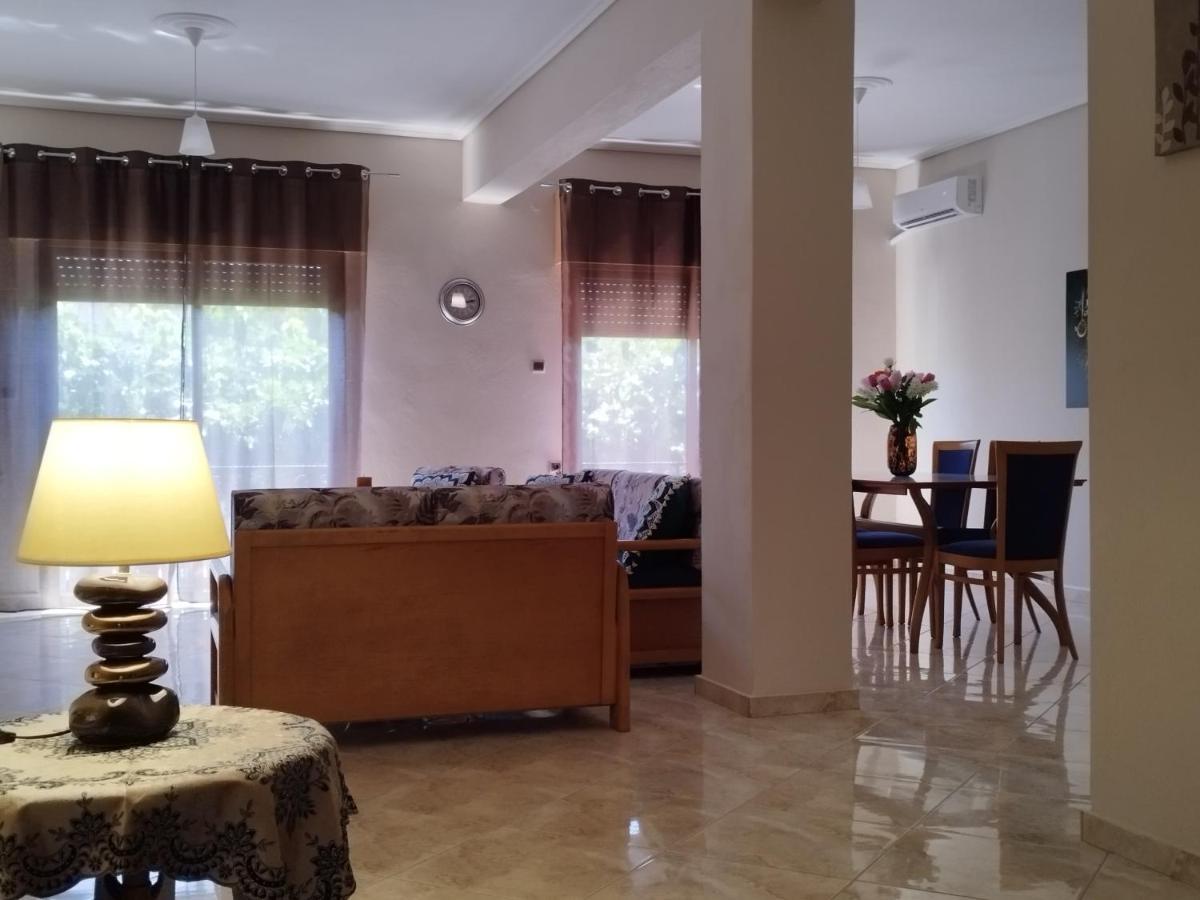וולוס Voulas Guest House מראה חיצוני תמונה